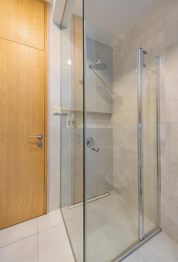 Deluxe River View Apartment By Polo Apartment Каунас Екстериор снимка