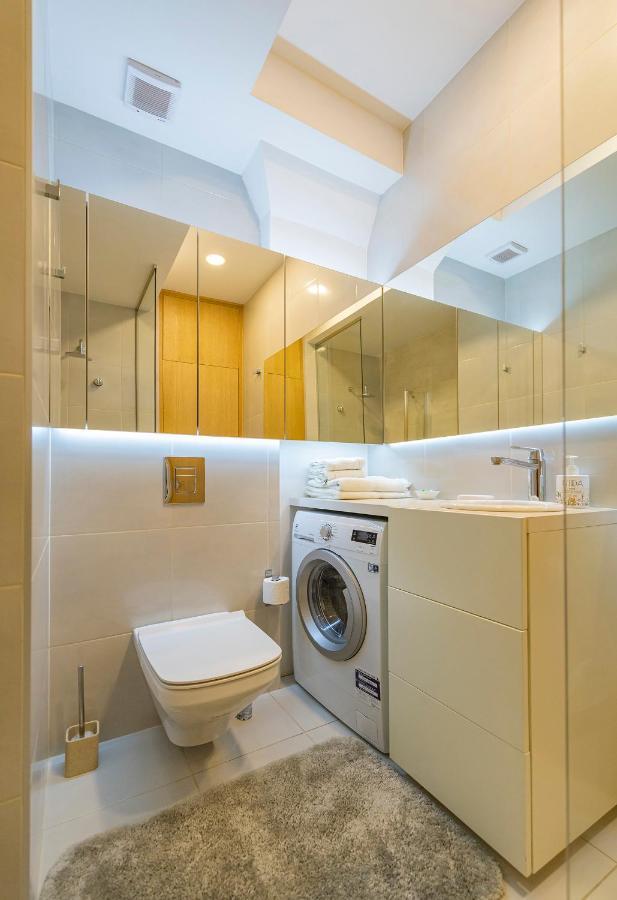 Deluxe River View Apartment By Polo Apartment Каунас Екстериор снимка