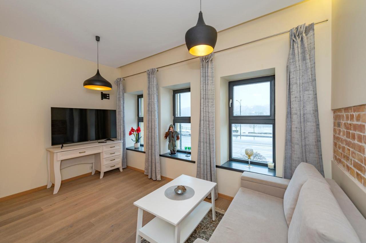 Deluxe River View Apartment By Polo Apartment Каунас Екстериор снимка